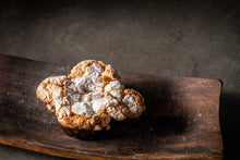 Lade das Bild in den Galerie-Viewer, Colomba
